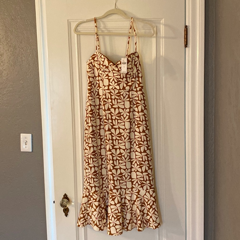 Hutch 🌸 midi dress